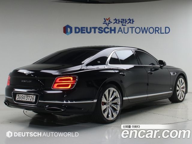 Bentley Flying Spur 2020 — photo 2