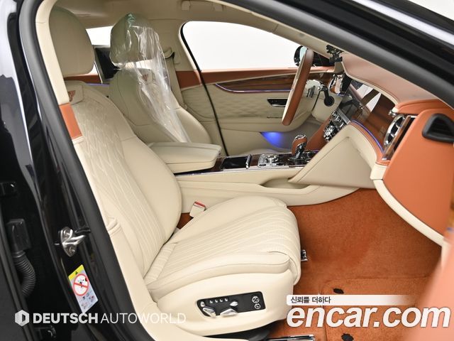 Bentley Flying Spur 2020 — photo 10