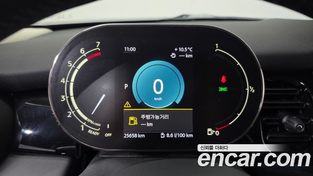 Mini Cooper 2024 — photo 11