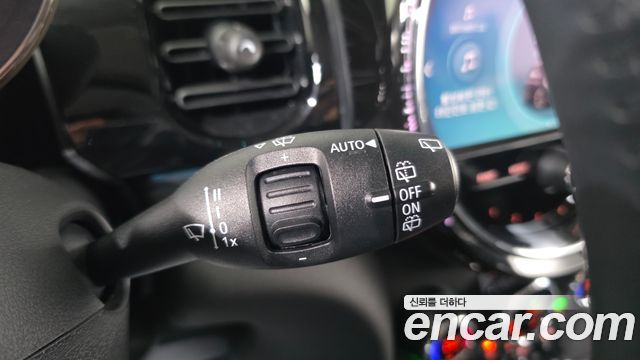 Mini Cooper 2024 — photo 27