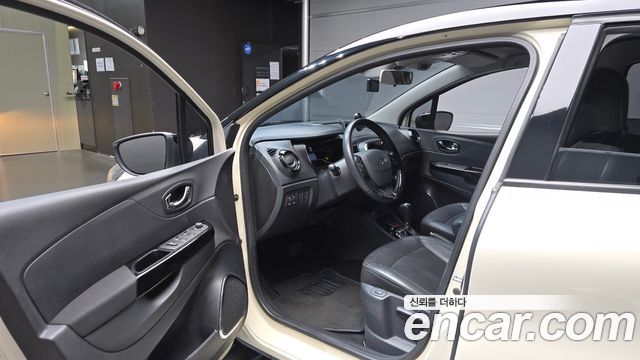 Renault Korea QM3 2015 — photo 13
