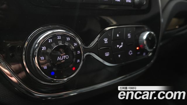 Renault Korea QM3 2015 — photo 23