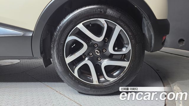 Renault Korea QM3 2015 — photo 7