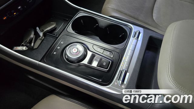 Kia Canival 2024 — photo 12