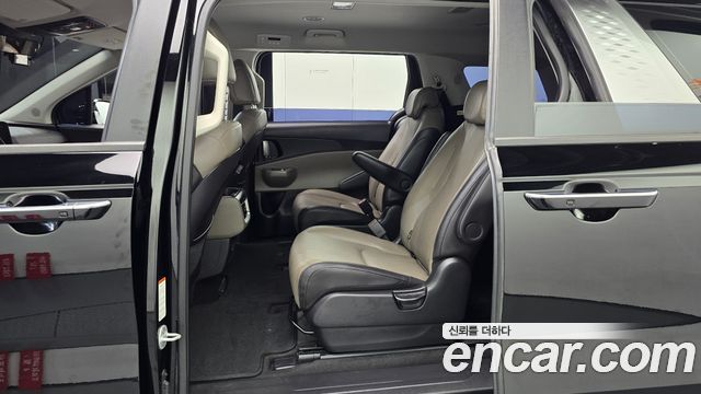 Kia Canival 2024 — photo 18