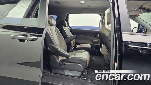 Kia Canival 2024 — photo 16