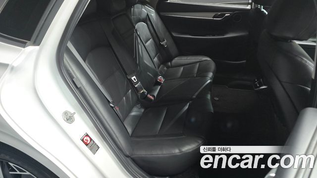 Hyundai Grandeur 2023 — photo 17