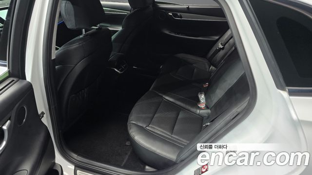 Hyundai Grandeur 2023 — photo 18