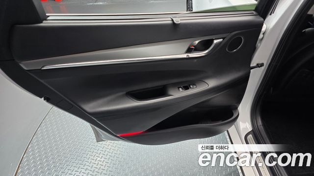 Hyundai Grandeur 2023 — photo 15