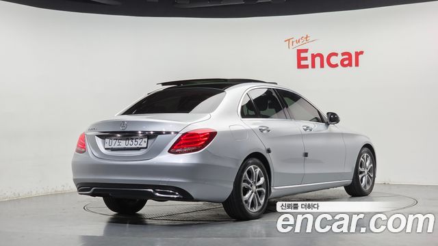 Mercedes-Benz C-Class 2016 — photo 2