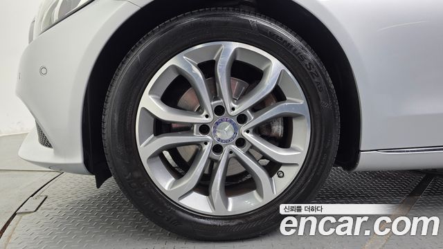 Mercedes-Benz C-Class 2016 — photo 5