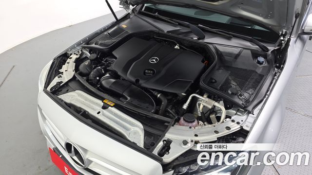 Mercedes-Benz C-Class 2016 — photo 6