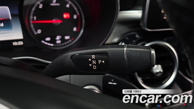 Mercedes-Benz C-Class 2016 — photo 12