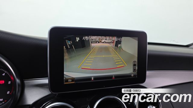 Mercedes-Benz C-Class 2016 — photo 21