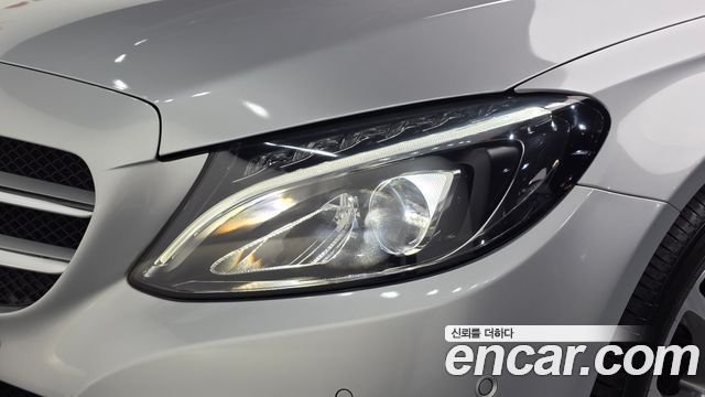 Mercedes-Benz C-Class 2016 — photo 8
