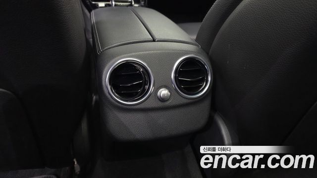 Mercedes-Benz C-Class 2016 — photo 29