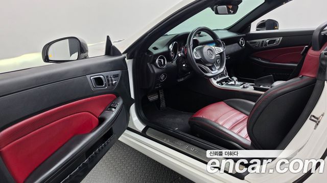 Mercedes-Benz SLC-Class 2018 — photo 10
