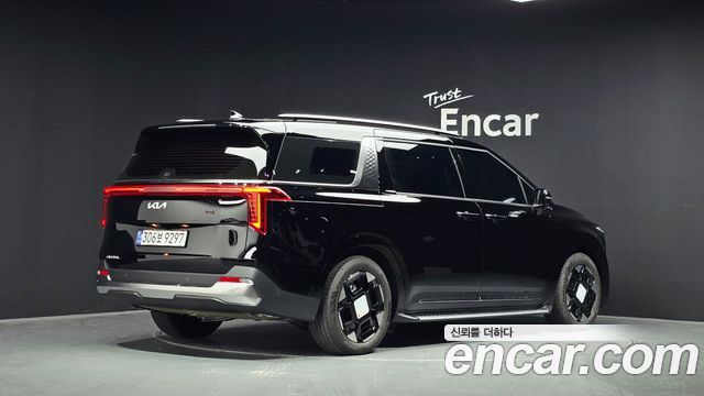 Kia Canival 2025 — photo 2