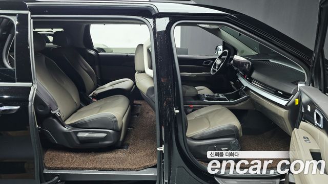 Kia Canival 2025 — photo 19