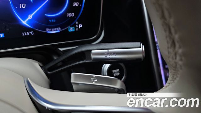 Mercedes-Benz EQS 2023 — photo 12