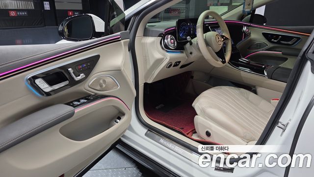 Mercedes-Benz EQS 2023 — photo 13
