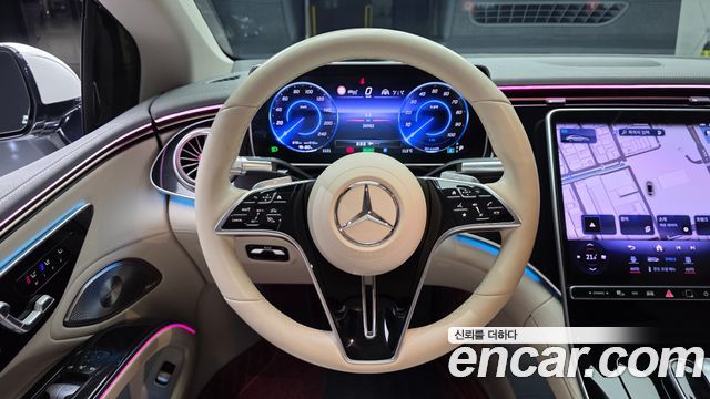Mercedes-Benz EQS 2023 — photo 19