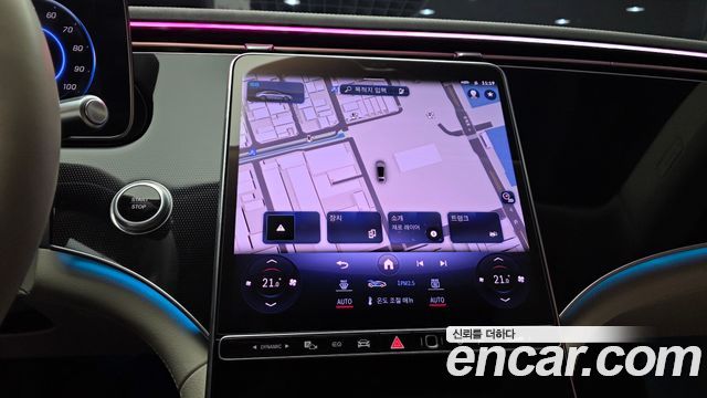 Mercedes-Benz EQS 2023 — photo 20