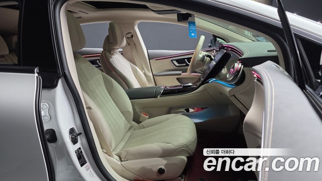 Mercedes-Benz EQS 2023 — photo 16