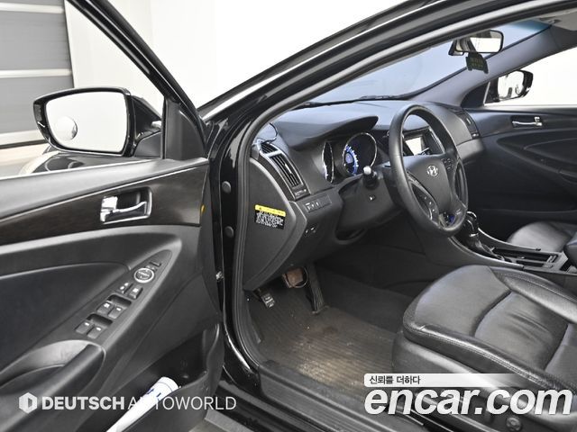 Hyundai Sonata 2013 — photo 10