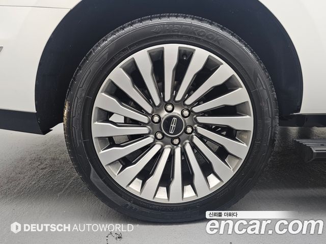 Lincoln Navigator 2021 — photo 5
