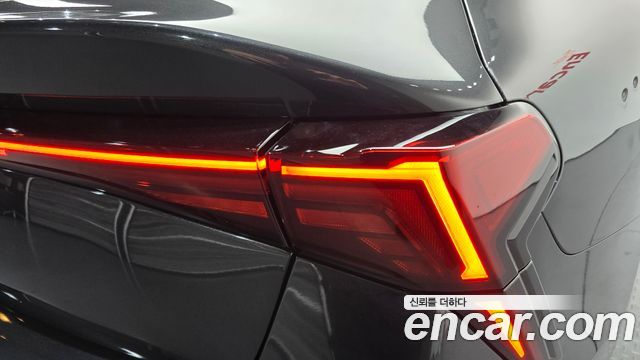 Kia K5 2024 — photo 9