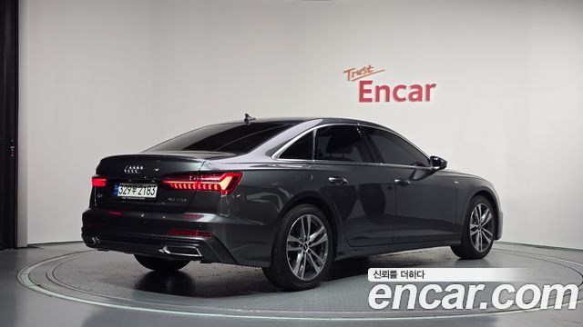 Audi A6 2023 — photo 2
