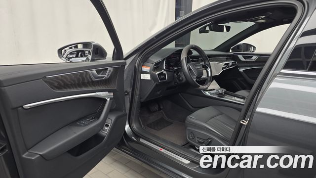 Audi A6 2023 — photo 13