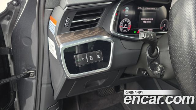 Audi A6 2023 — photo 26