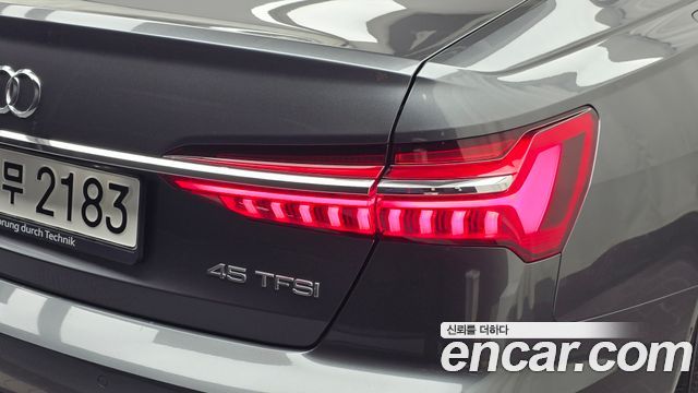 Audi A6 2023 — photo 9