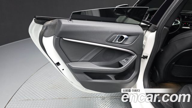 BMW 2-Series 2022 — photo 15