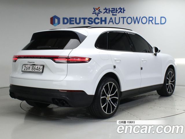 Porsche Cayenne 2019 — photo 3