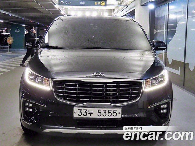 Kia Canival 2019 — photo 2