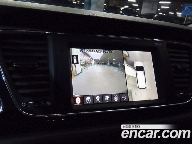 Kia Canival 2019 — photo 15