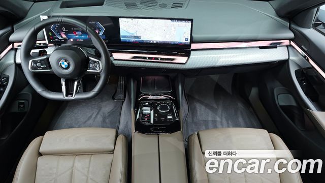 BMW 5-Series 2026 — photo 10
