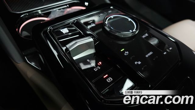 BMW 5-Series 2026 — photo 12