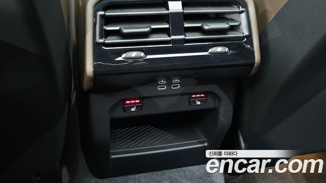 BMW 5-Series 2026 — photo 28