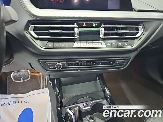 BMW 2-Series 2022 — photo 10