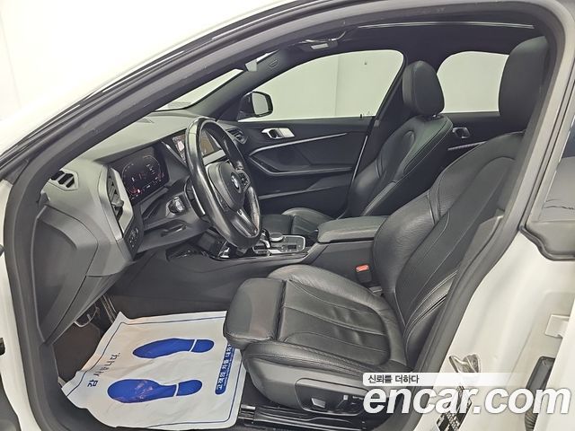 BMW 2-Series 2022 — photo 11