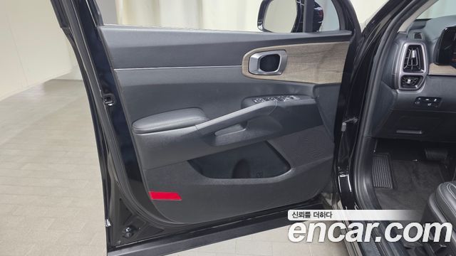 Kia Sorento 2023 — photo 14