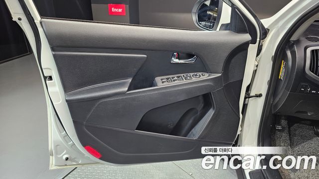 Kia Sportage 2015 — photo 14