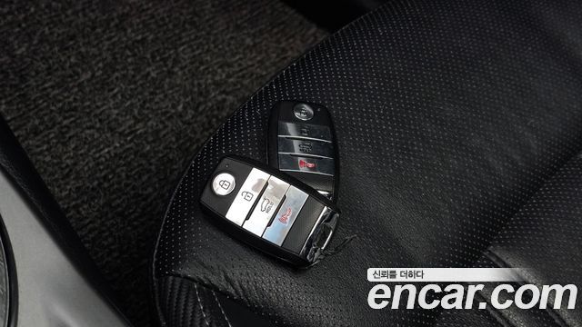 Kia Sportage 2015 — photo 35