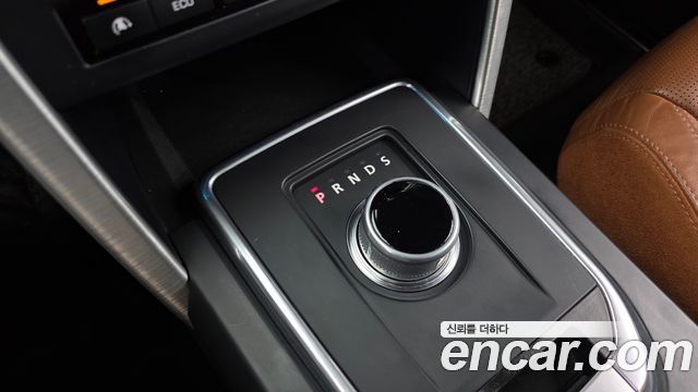 Land Rover Discovery Sport 2015 — photo 9