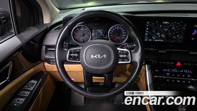Kia Canival 2023 — photo 14