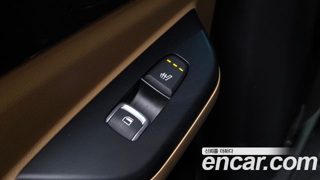 Kia Canival 2023 — photo 18